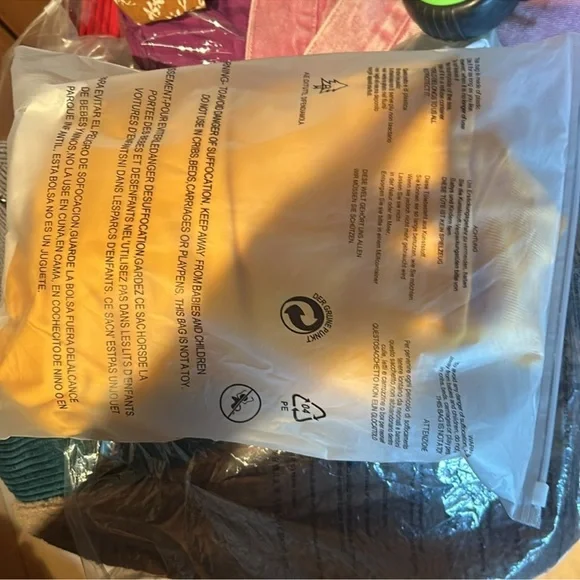 Yellow Good Vibes Sweatshirt - Picture 4 of 4